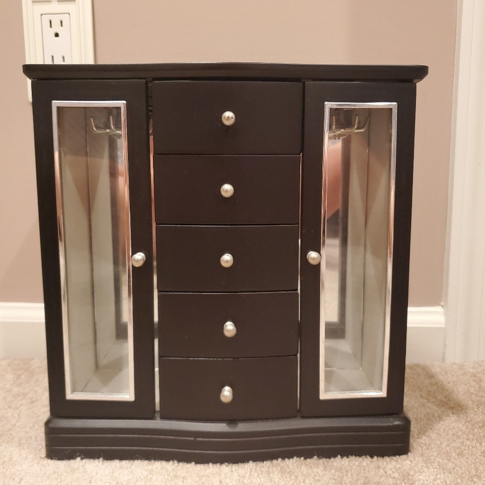 Black Jewelry Box